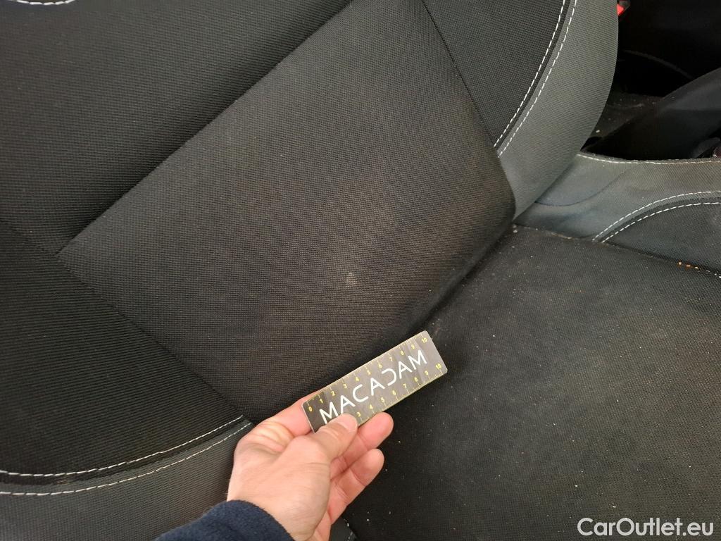  Renault  Clio  IV Air MediaNav 1.5 dCi 75CV BVM5 E6 #86