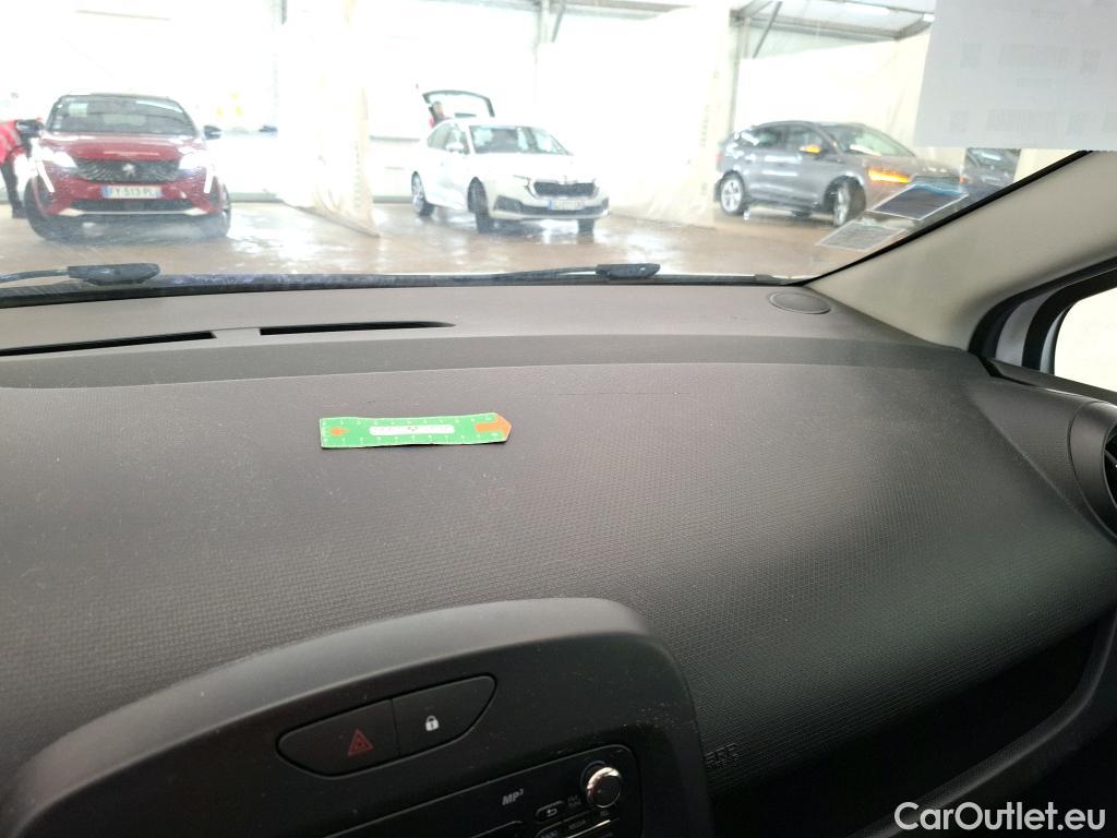  Renault  Clio  IV Air 1.5 dCi 75CV BVM5 E5 #26