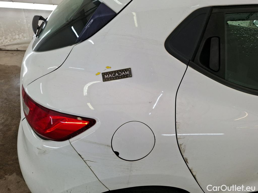  Renault  Clio  IV Air MediaNav 1.5 dCi 75CV BVM5 E6 #111