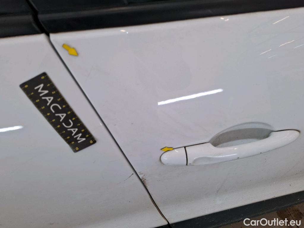  Renault  Clio  IV Air MediaNav 1.5 dCi 75CV BVM5 E6 #110