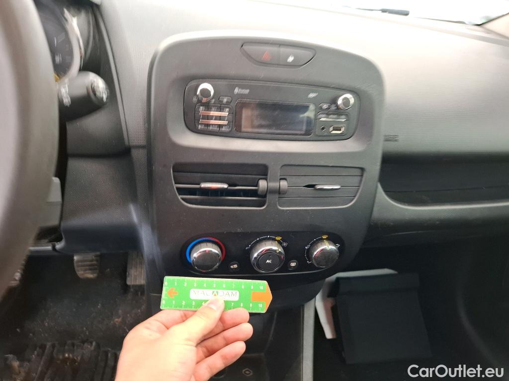  Renault  Clio  IV Air 1.5 dCi 75CV BVM5 E5 #29