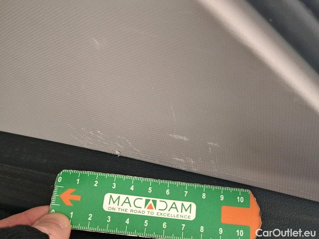  Volkswagen  Golf  / 2020 / 5P / Berline 2.0 TDI SCR 115 BVM6 Life / TRANSFO VP/VF #34