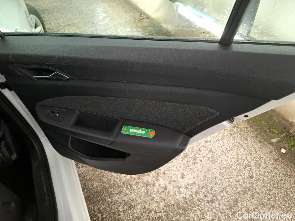  Volkswagen  Golf  / 2020 / 5P / Berline 2.0 TDI SCR 115 BVM6 Life / TRANSFO VP/VF #18