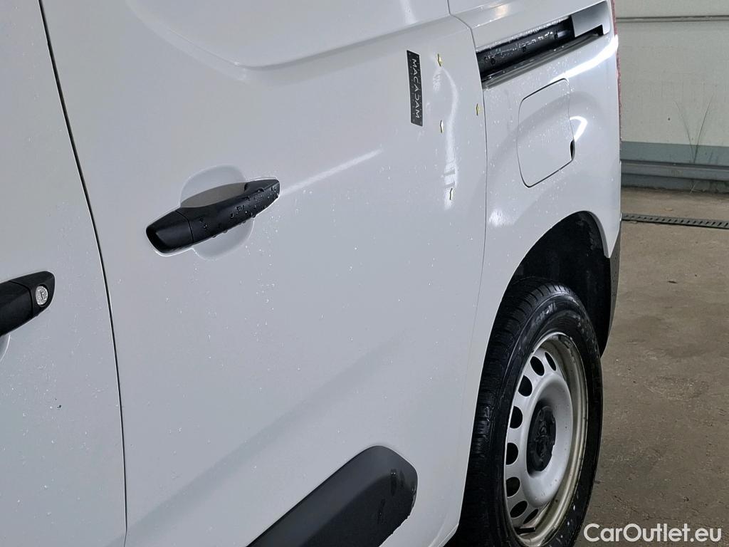  Peugeot  Partner PEUGEOT  VU 4p Fourgonnette BHDI 100 S&S STANDARD 1000KG PREMIUM #18