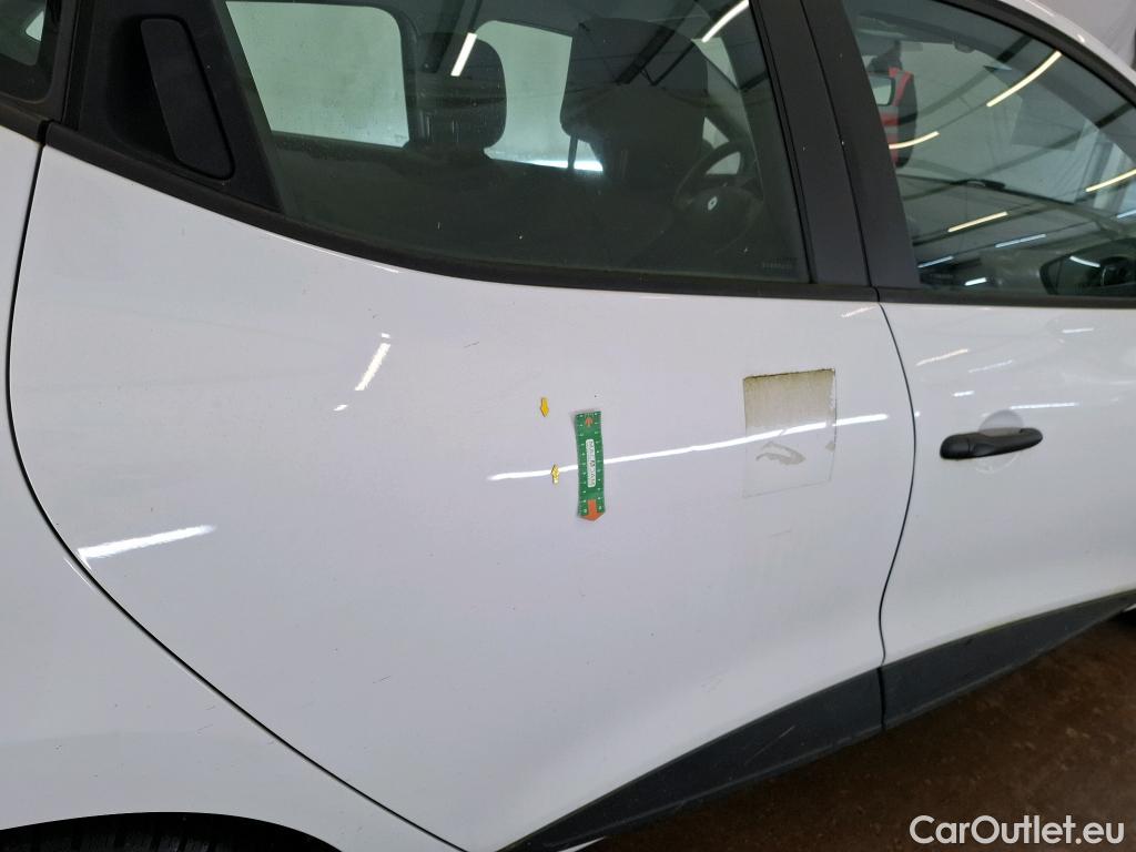  Renault  Clio  IV Air 1.5 dCi 75CV BVM5 E5 #24