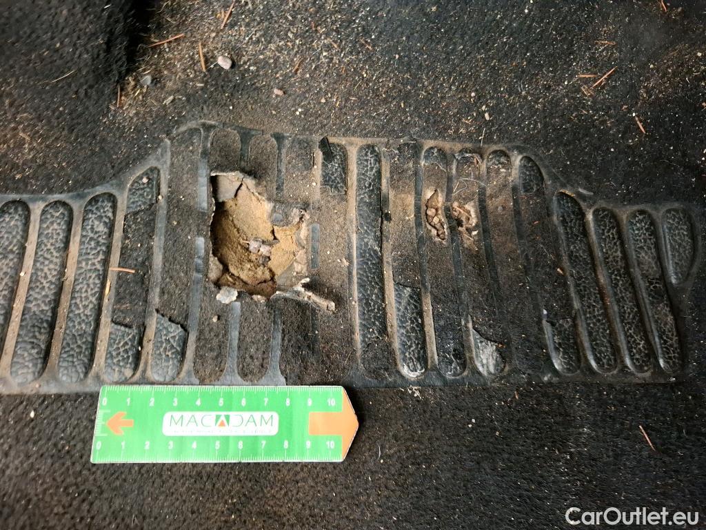  Renault  Clio  IV Air 1.5 dCi 75CV BVM5 E5 #2