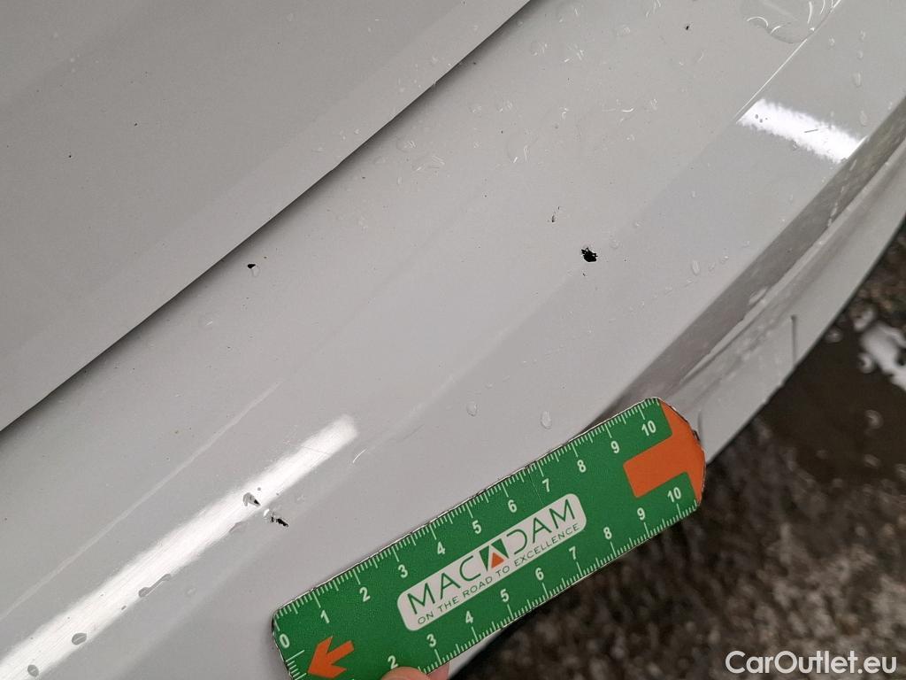  Volkswagen  Golf  / 2020 / 5P / Berline 2.0 TDI SCR 115 BVM6 Life / TRANSFO VP/VF #40