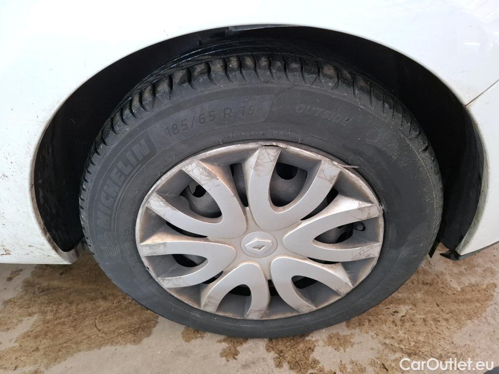  Renault  Clio  IV Air MediaNav 1.5 dCi 75CV BVM5 E6 #83