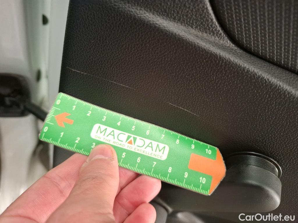  Renault  Clio  IV Air MediaNav 1.5 dCi 90CV BVM5 E6 #8