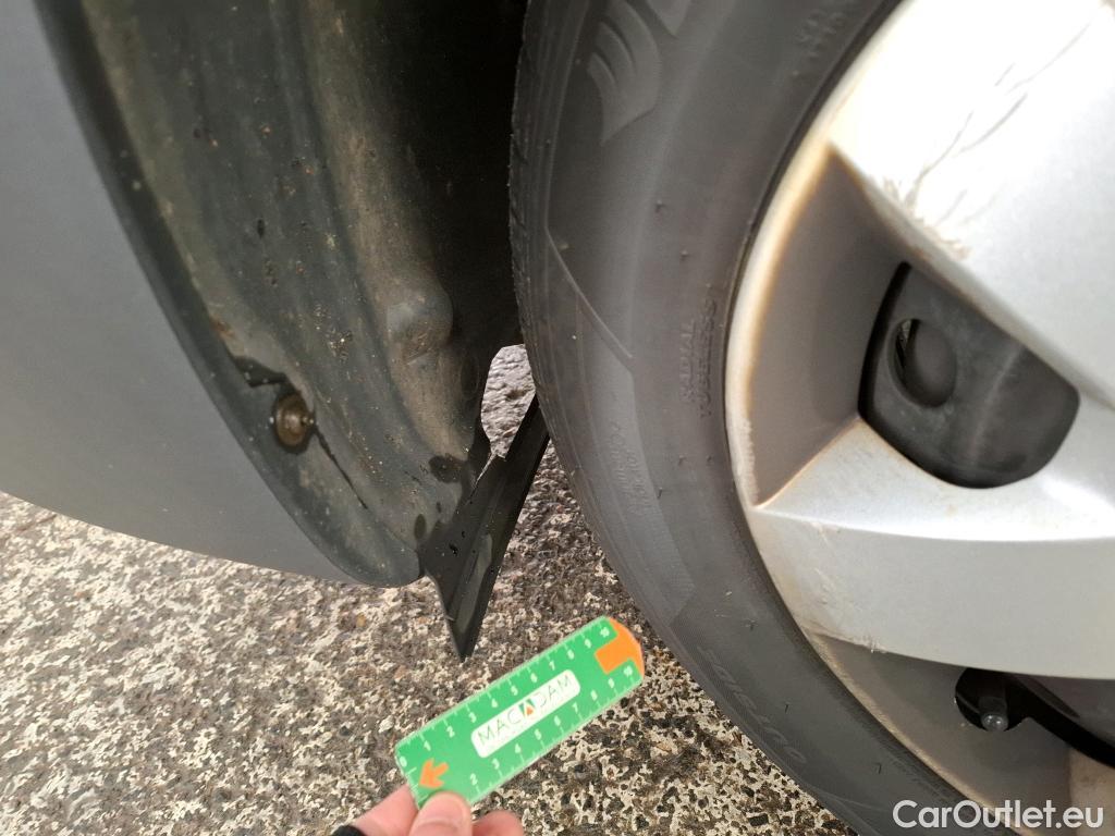  Renault  Kangoo  Express Maxi Extra (Série Spéciale) 1.5 dCi 90CV BVM5 E6 #36