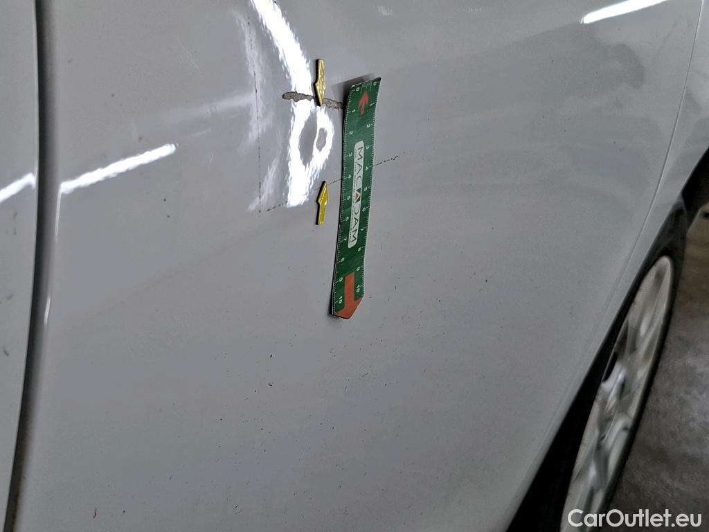  Renault  Clio  IV Air 1.5 dCi 75CV BVM5 E5 #62