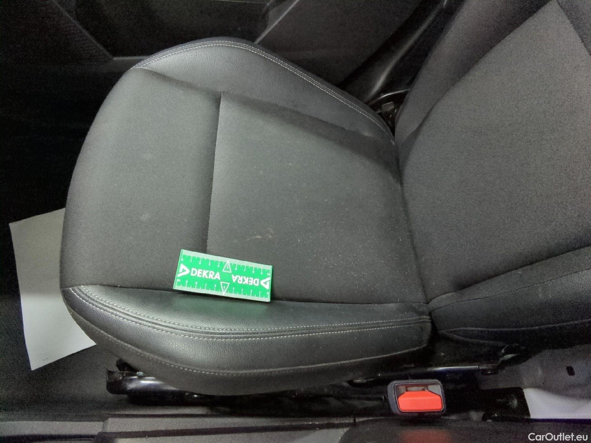  Renault  Kangoo RENAULT  / 2021 / 4P / Fourgonnette GD CONFORT - TCE 100 #2