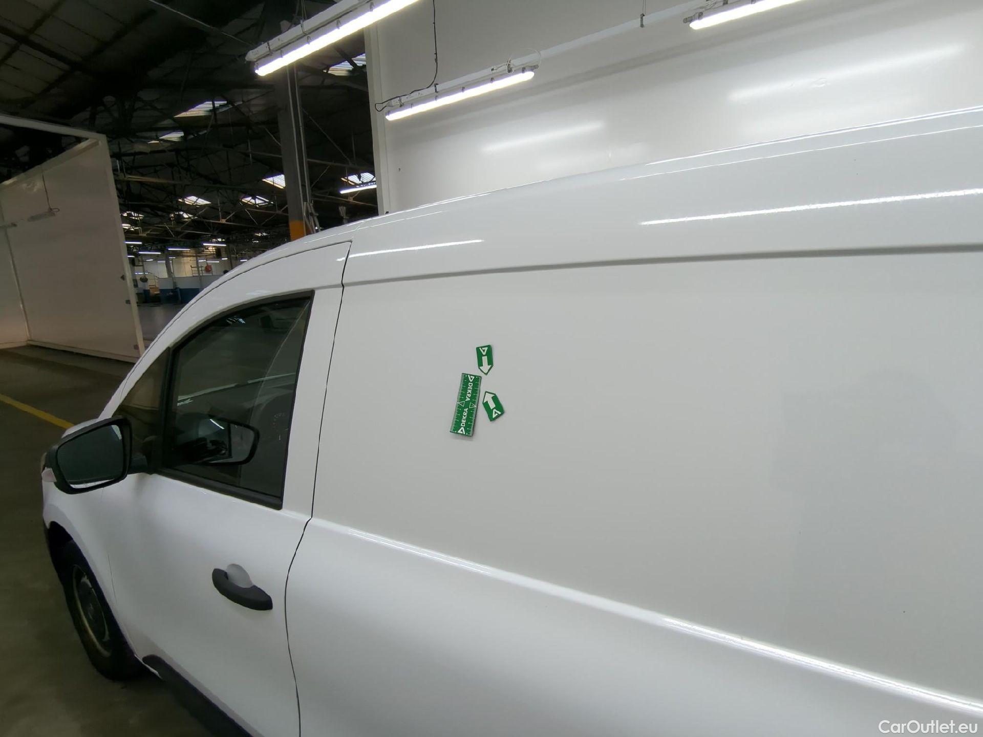  Renault  Kangoo RENAULT  / 2021 / 4P / Fourgonnette GD CONFORT - TCE 100 #17