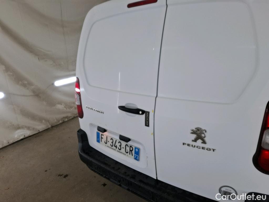  Peugeot  Partner PEUGEOT  VU 4p Fourgonnette BHDI 100 S&S STANDARD 1000KG PREMIUM #24