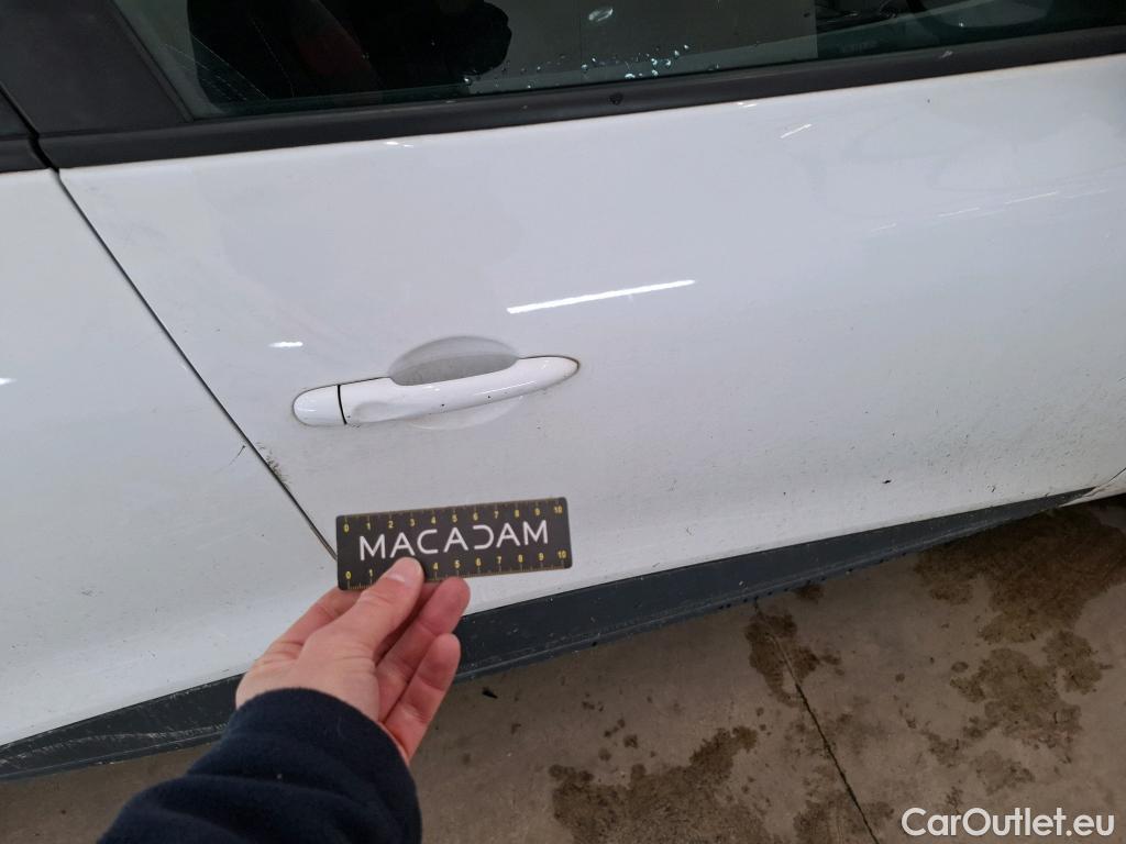  Renault  Clio  IV Air MediaNav 1.5 dCi 75CV BVM5 E6 #107