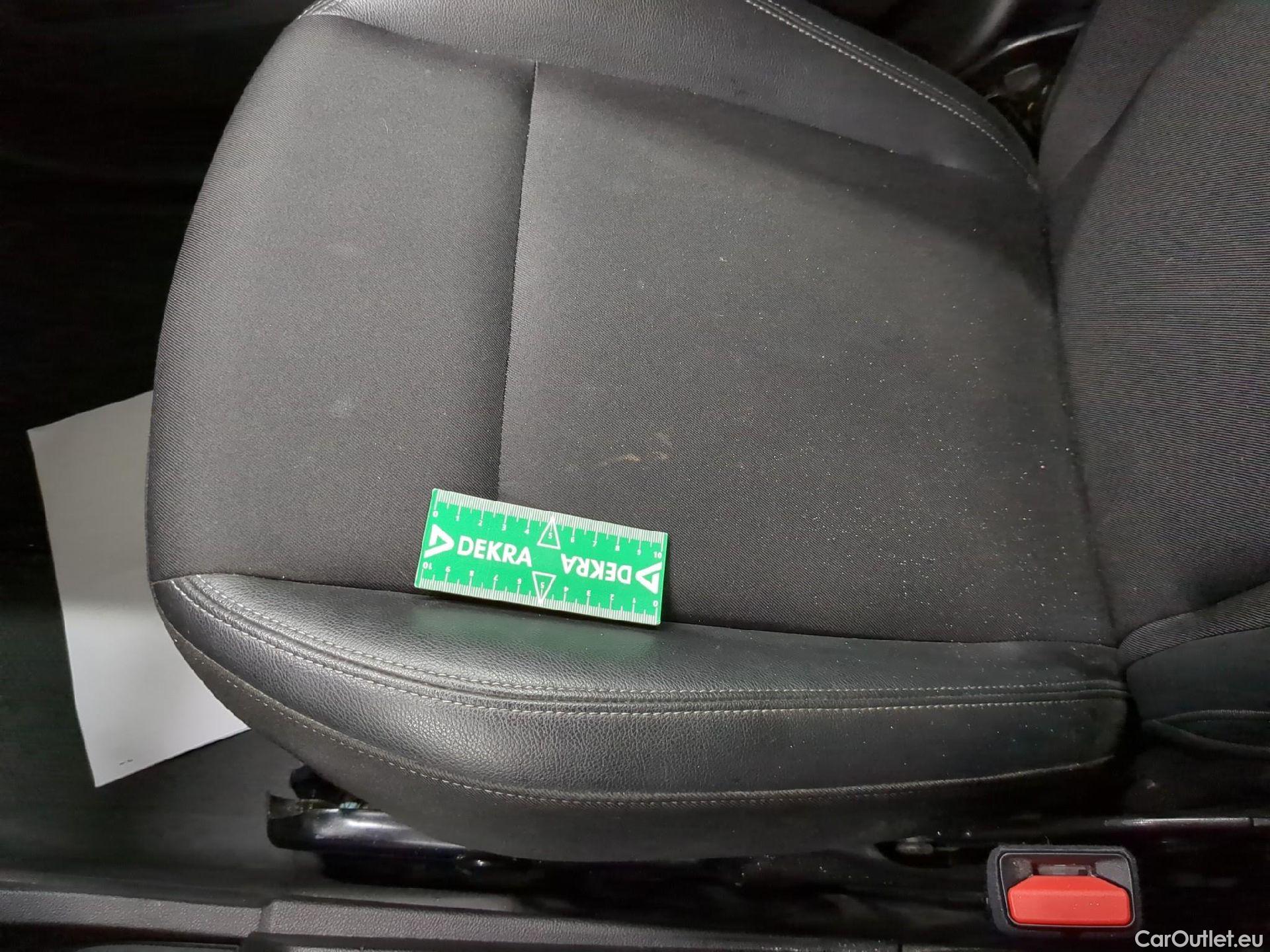  Renault  Kangoo RENAULT  / 2021 / 4P / Fourgonnette GD CONFORT - TCE 100 #1