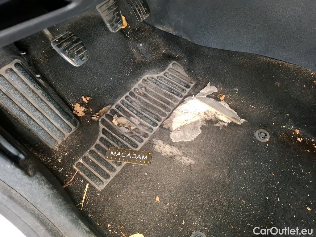  Renault  Clio  IV Air MediaNav 1.5 dCi 75CV BVM5 E6 #22