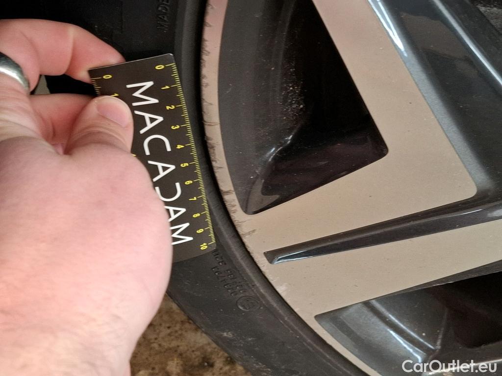  Hyundai  Bayon HYUNDAI  / 2021 / 5P / SUV 1.0 T-GDI 100 DCT- 7 HYB 48V EXECUTIVE #9