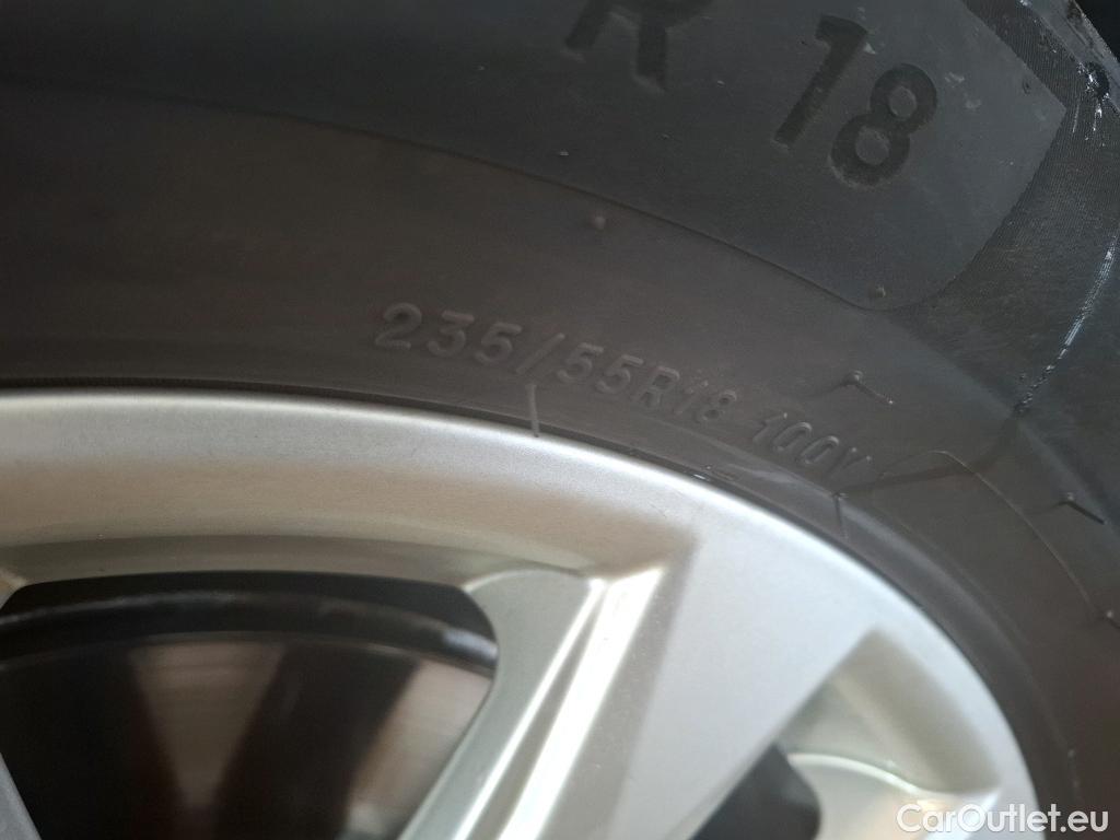  Audi  Q3 AUDI  / 2018 / 5P / SUV 45 TFSI E 245 S TRONIC S LINE #4