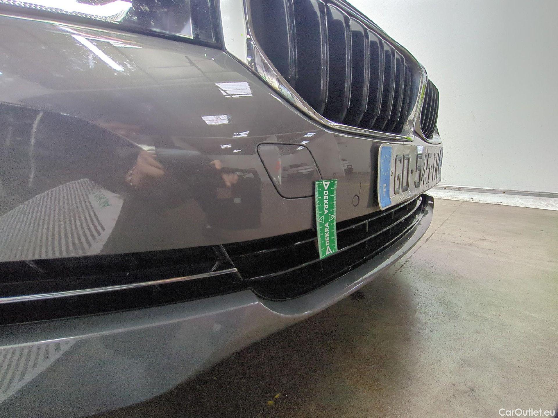  Bmw  Serie 5 BMW Série 5 / 2020 / 4P / Berline 520i 184ch Business Design BVA8 #27