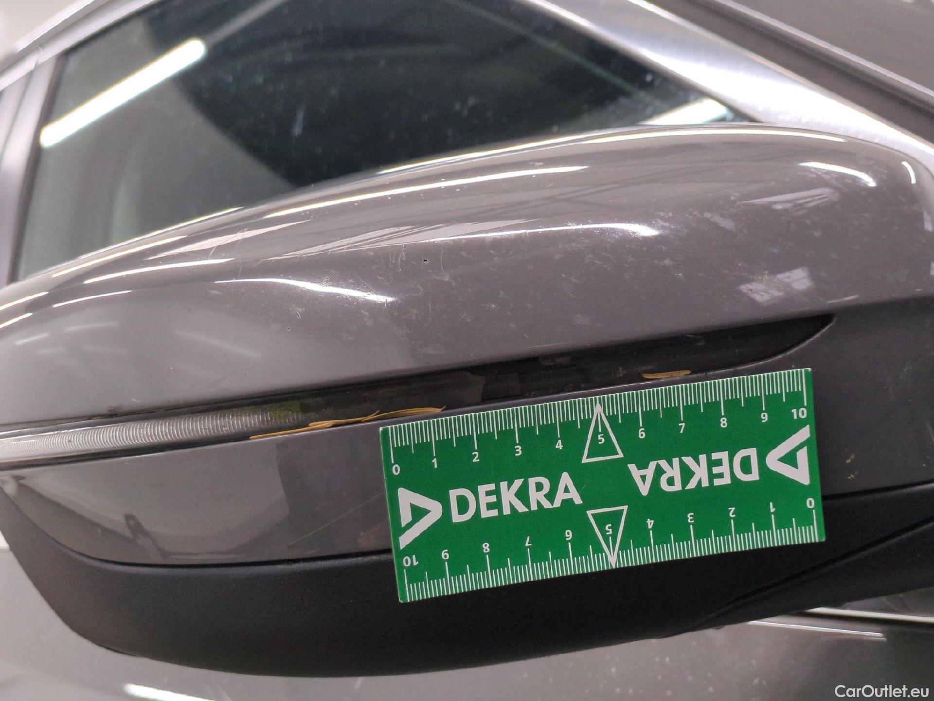  Bmw  Serie 5 BMW Série 5 / 2020 / 4P / Berline 520i 184ch Business Design BVA8 #26