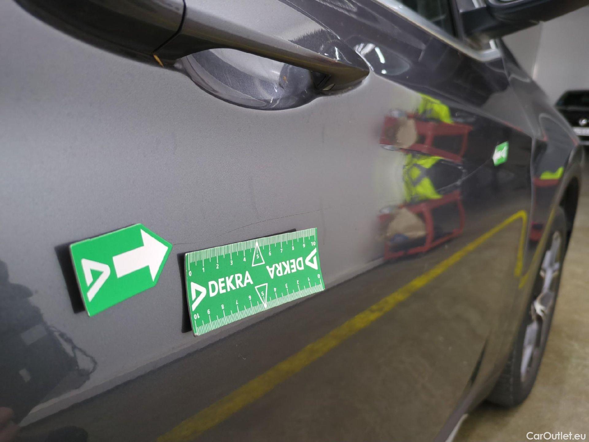  Bmw  X1 Série  sDrive 18 d xLine 2.0 150CV BVA8 E6d #30