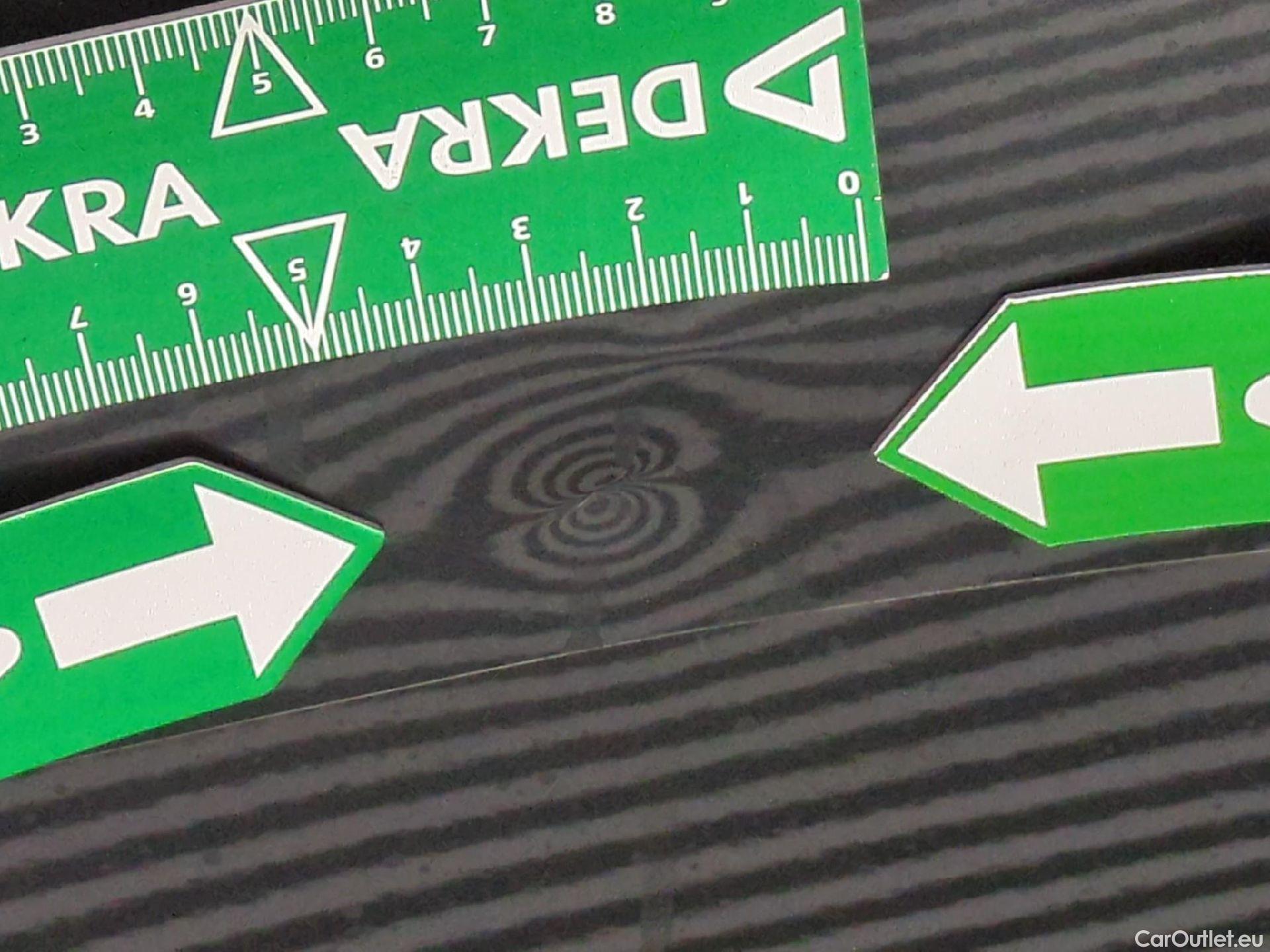  Bmw  X1 Série  sDrive 18 d xLine 2.0 150CV BVA8 E6d #24