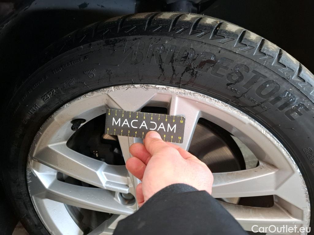  Audi  A3 AUDI  Sportback / 2020 / 5P / Berline 40 TFSI e 204 S Tronic Business Line #5