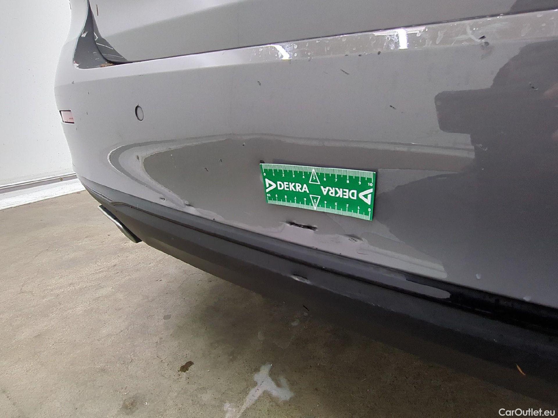  Bmw  Serie 5 BMW Série 5 / 2020 / 4P / Berline 520i 184ch Business Design BVA8 #39