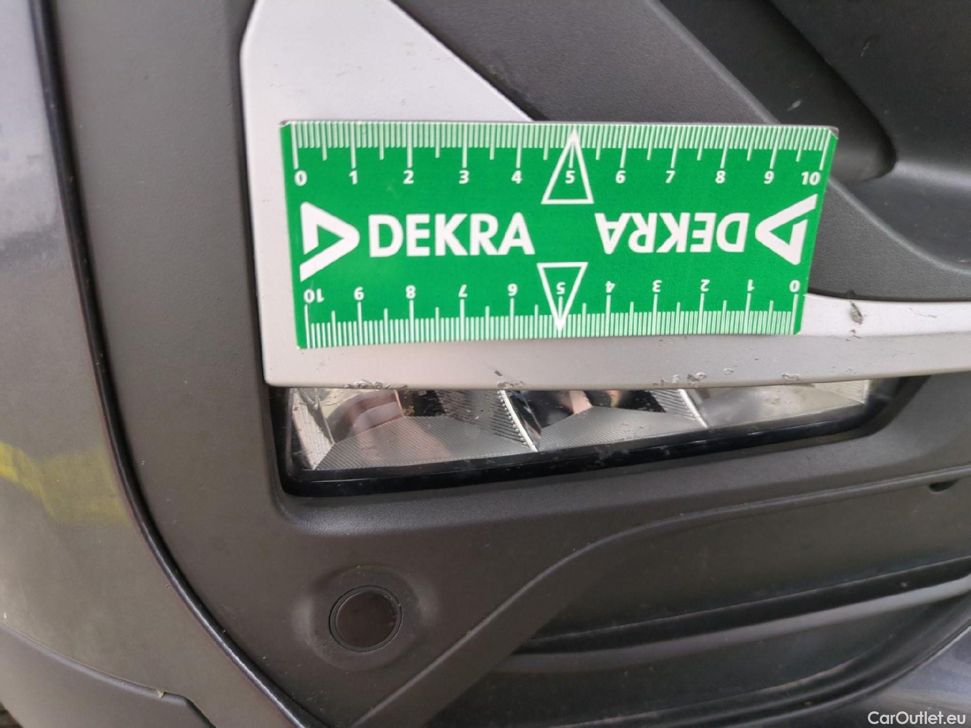  Bmw  X1 Série  sDrive 18 d xLine 2.0 150CV BVA8 E6d #68