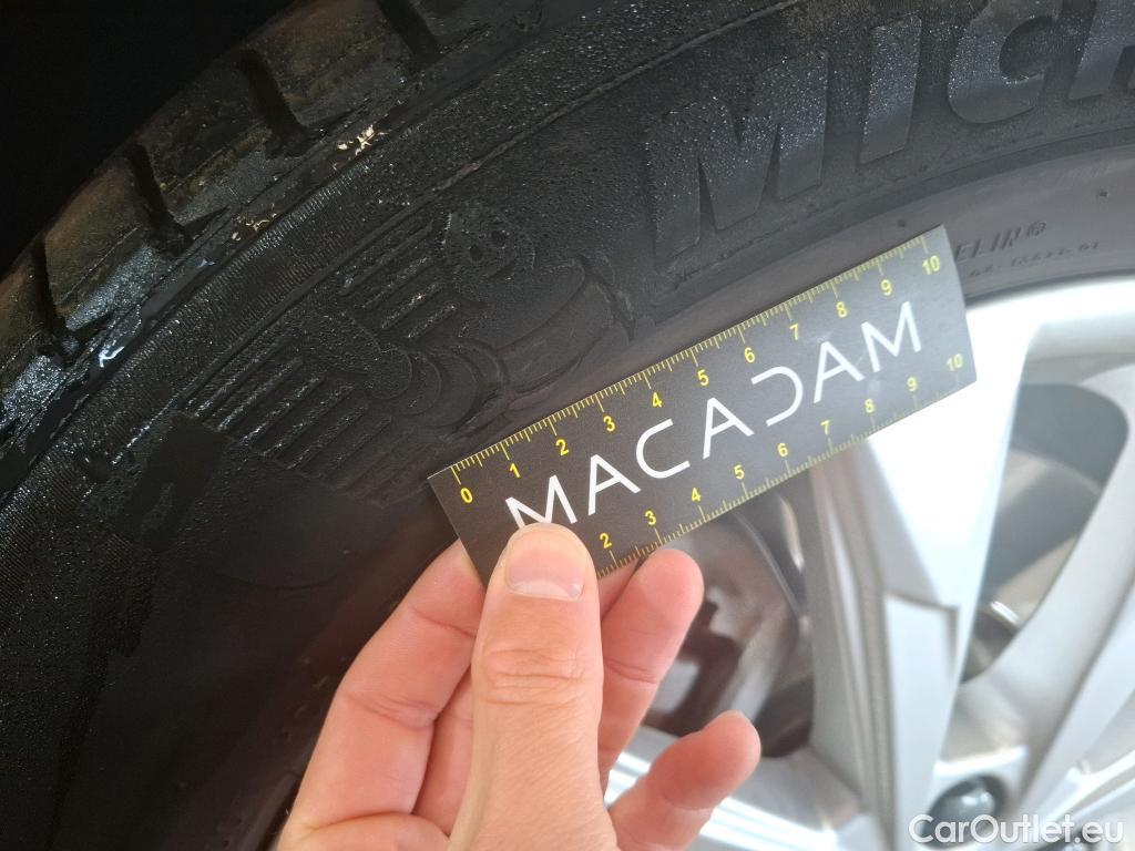  Audi  Q3 AUDI  / 2018 / 5P / SUV 45 TFSI E 245 S TRONIC S LINE #3