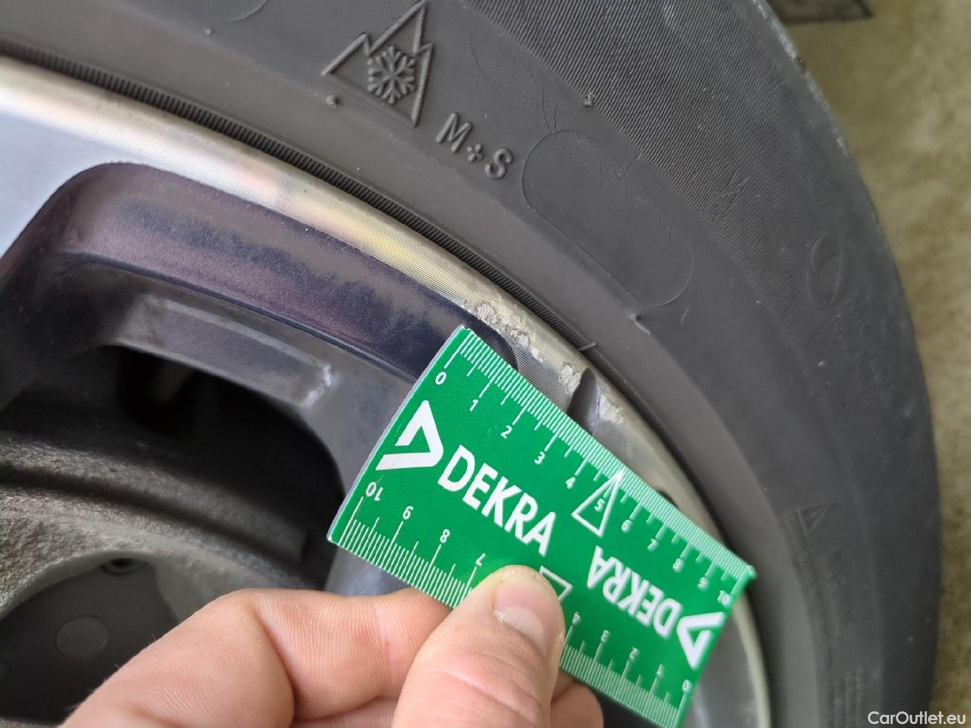  Bmw  X1 Série  sDrive 18 d xLine 2.0 150CV BVA8 E6d #7