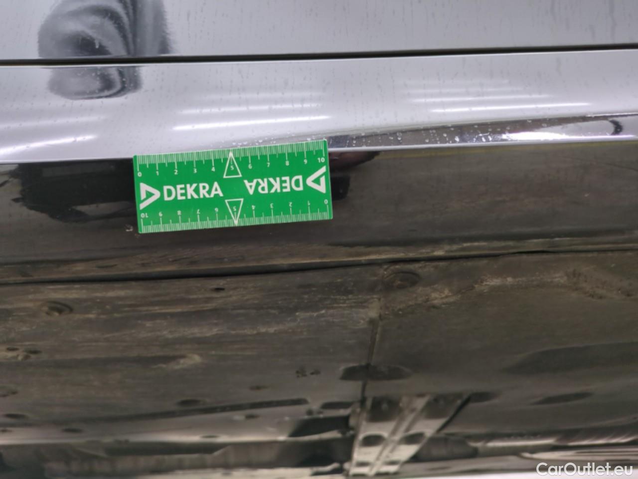  Bmw  Serie 3 BMW Série 3 Touring / 2022 / 5P / Break 318i 156ch Business Design BVA8 #10