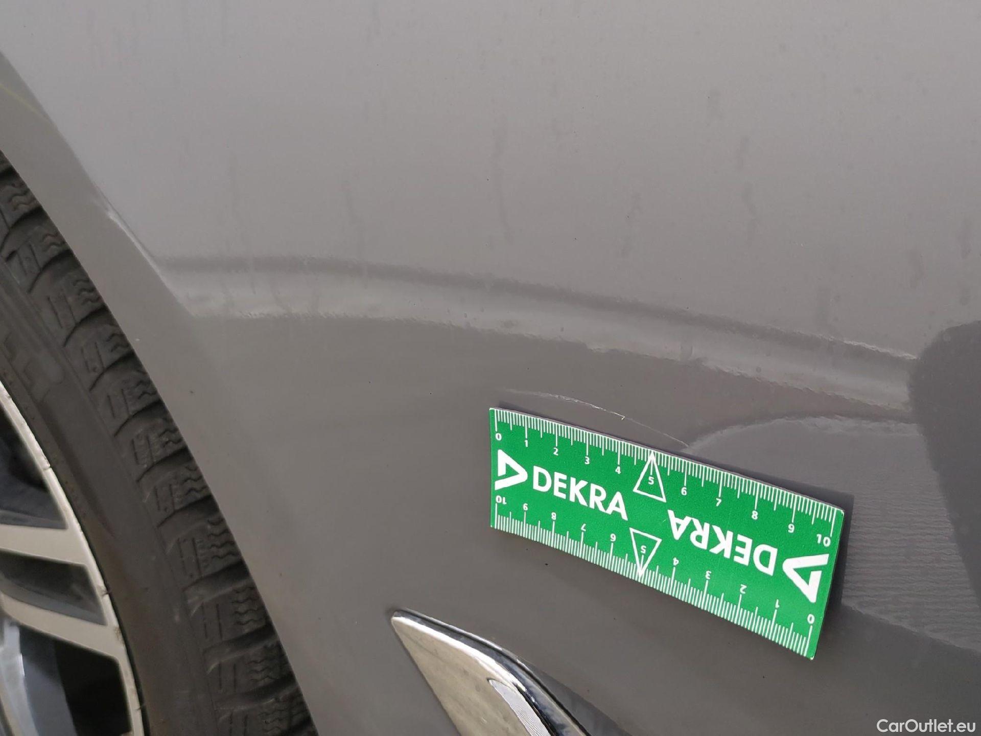  Bmw  Serie 5 BMW Série 5 / 2020 / 4P / Berline 520i 184ch Business Design BVA8 #29