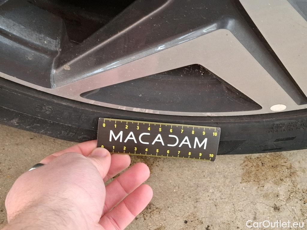  Hyundai  Bayon HYUNDAI  / 2021 / 5P / SUV 1.0 T-GDI 100 DCT- 7 HYB 48V EXECUTIVE #11