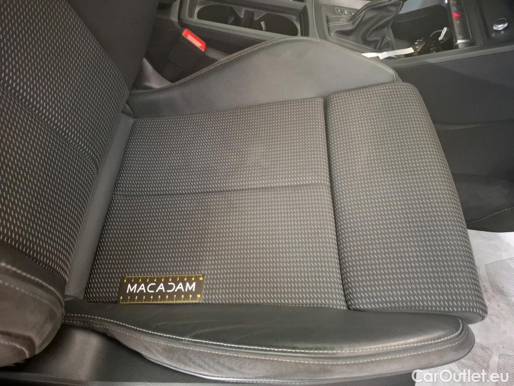  Audi  Q3 AUDI  / 2018 / 5P / SUV 45 TFSI E 245 S TRONIC S LINE #10