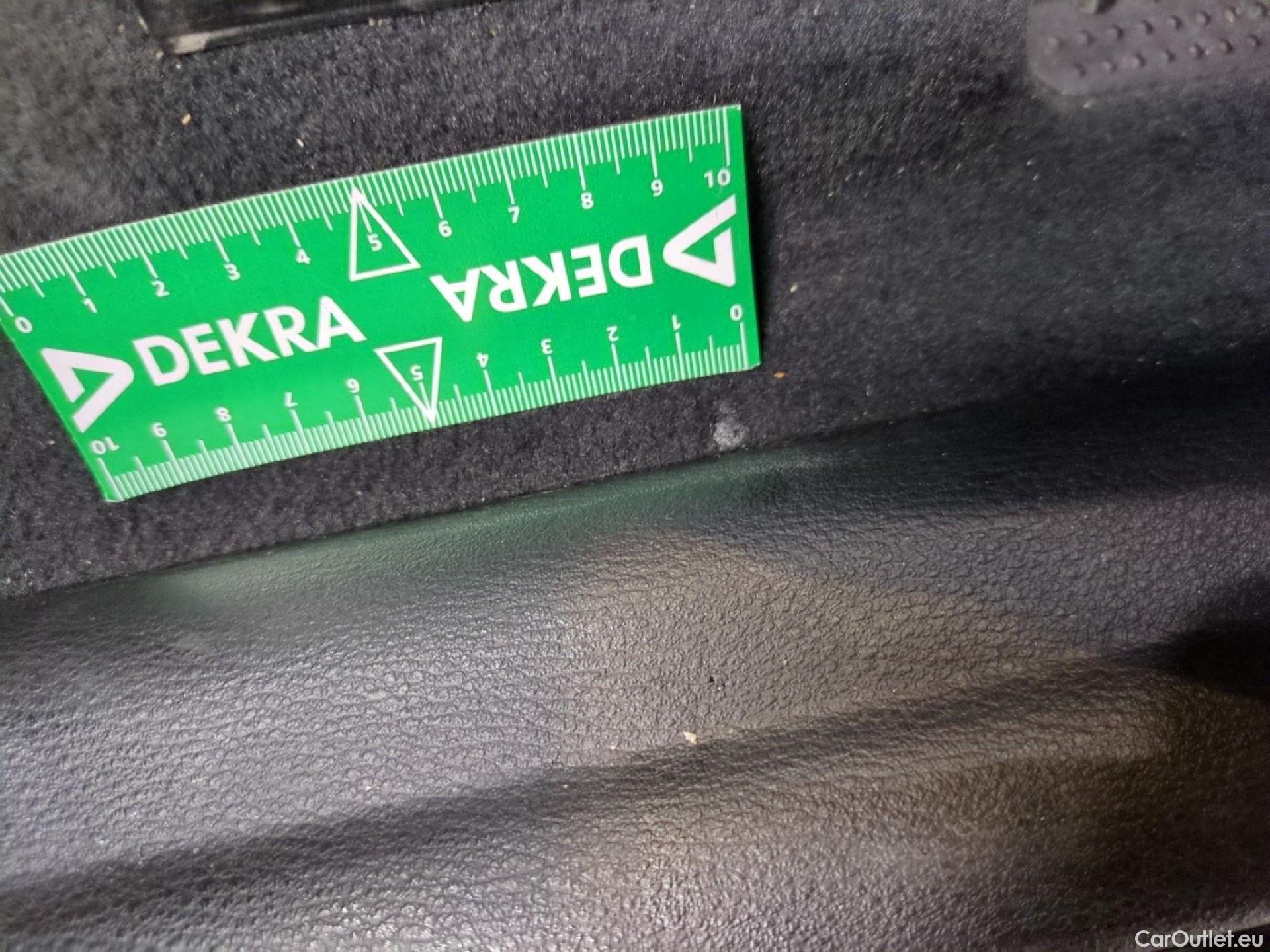  Bmw  X1 Série  sDrive 18 d xLine 2.0 150CV BVA8 E6d #1