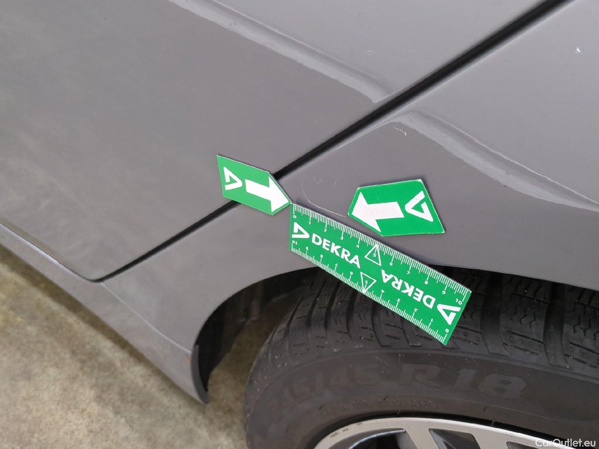  Bmw  Serie 5 BMW Série 5 / 2020 / 4P / Berline 520i 184ch Business Design BVA8 #31