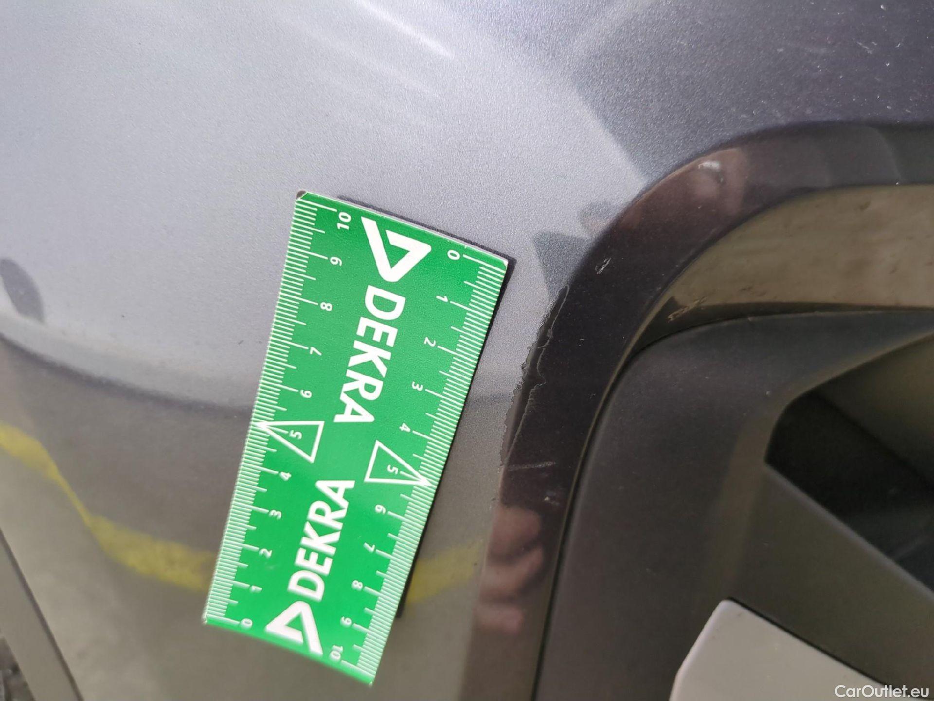  Bmw  X1 Série  sDrive 18 d xLine 2.0 150CV BVA8 E6d #34