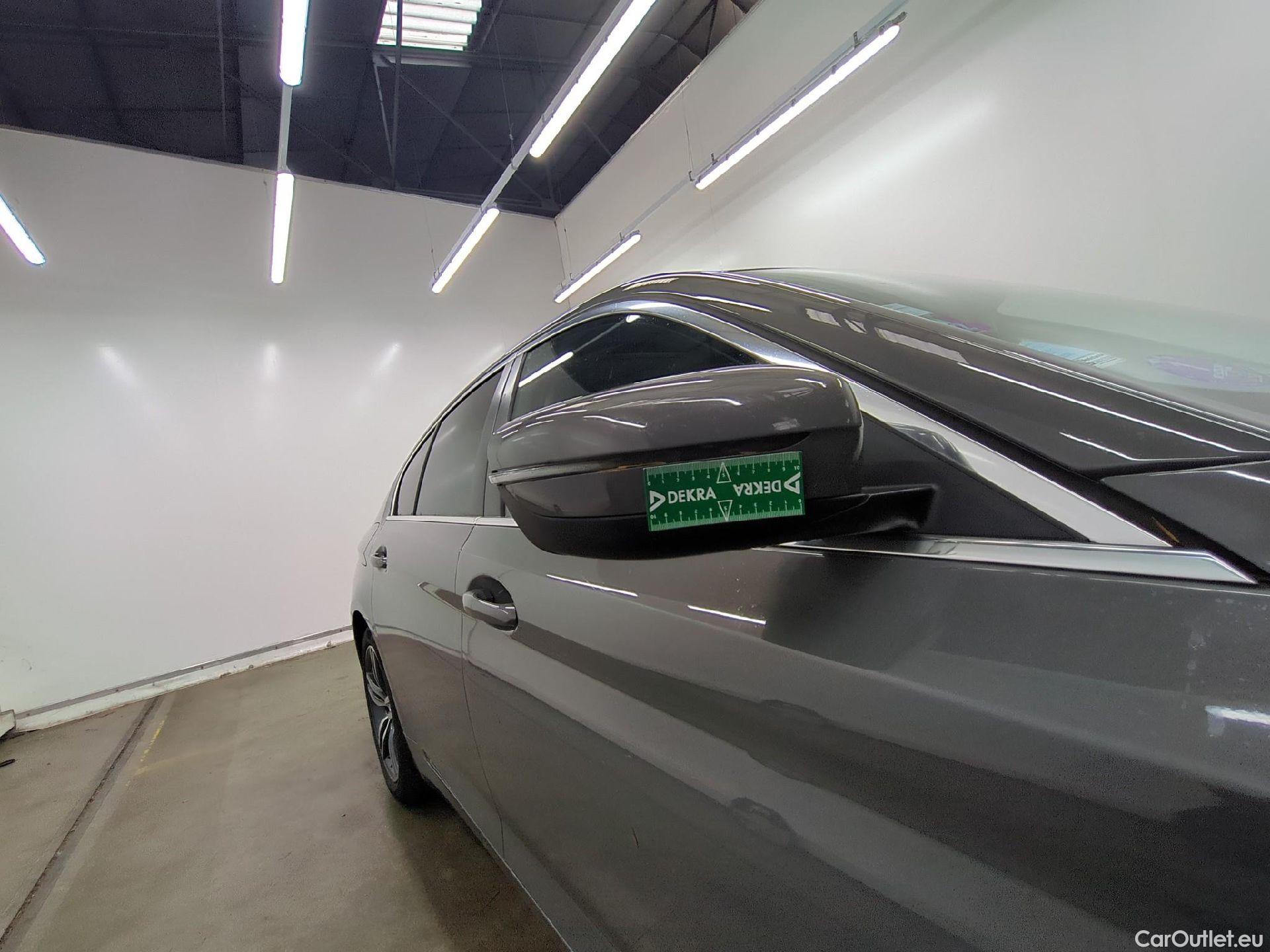  Bmw  Serie 5 BMW Série 5 / 2020 / 4P / Berline 520i 184ch Business Design BVA8 #25