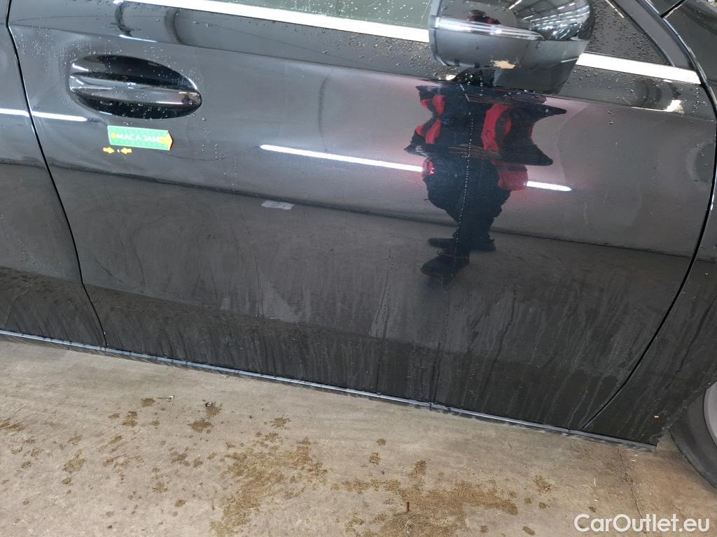  Mercedes  A-Klasse MERCEDES-BENZ Classe A Compact 5p Berline A 200 Business Line 7G-DCT #31