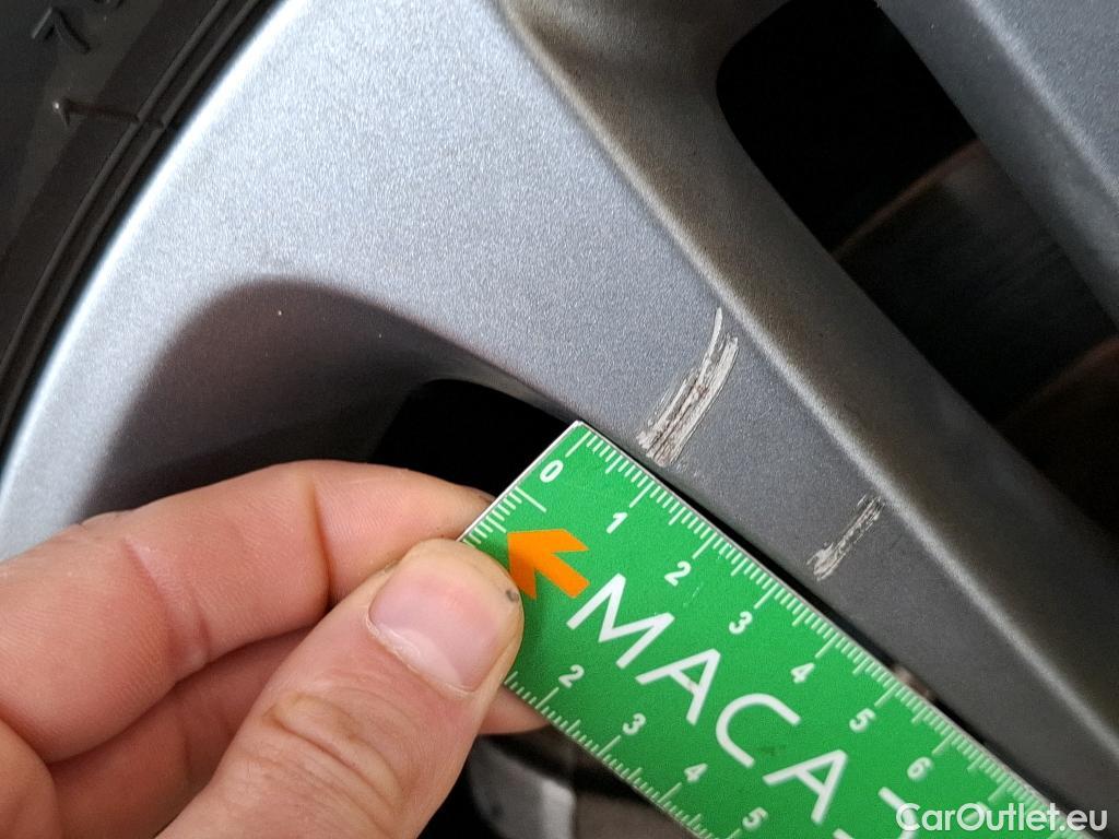  Mercedes  A-Klasse MERCEDES-BENZ Classe A Compact 5p Berline A 200 Business Line 7G-DCT #10