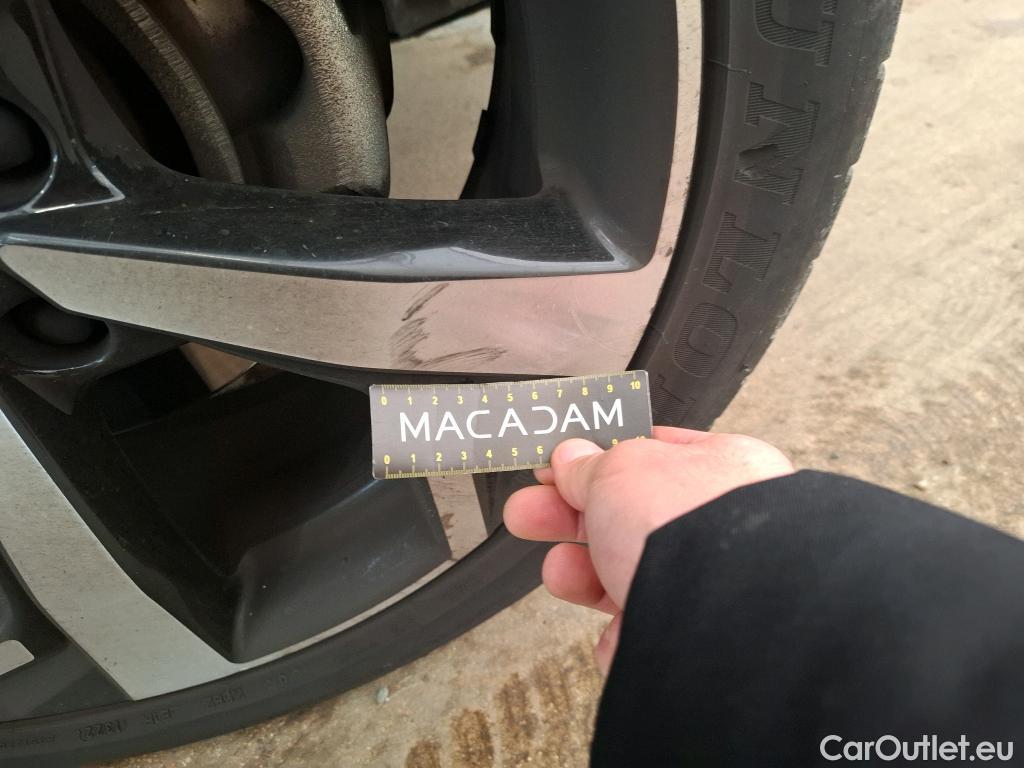  Nissan  Qashqai NISSAN  / 2017 / 5P / Crossover 1.3 DIG-T 140 Tekna #20