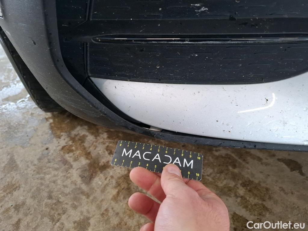  Mercedes  GLB MERCEDES-BENZ  / 2019 / 5P / SUV  200 d AMG Line #28