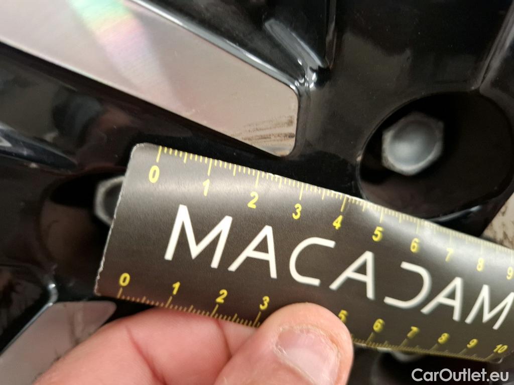  Peugeot  2008  Allure Business 1.2 PureTech 130CV BVM6 E6d #18