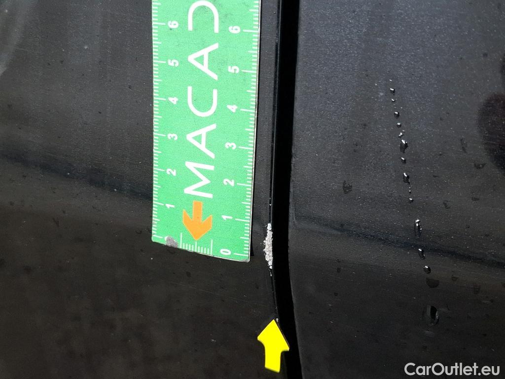  Mercedes  A-Klasse MERCEDES-BENZ Classe A Compact 5p Berline A 200 Business Line 7G-DCT #24