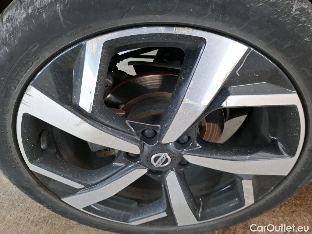  Nissan  Qashqai NISSAN  / 2017 / 5P / Crossover 1.3 DIG-T 140 Tekna #10