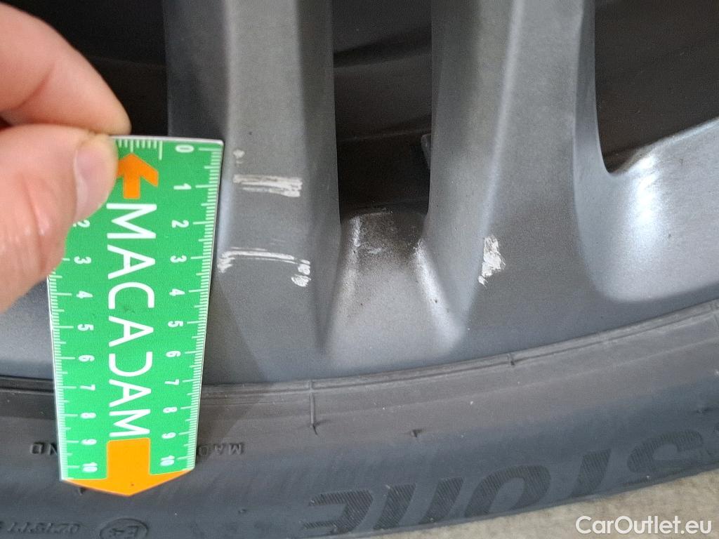  Mercedes  A-Klasse MERCEDES-BENZ Classe A Compact 5p Berline A 200 Business Line 7G-DCT #16