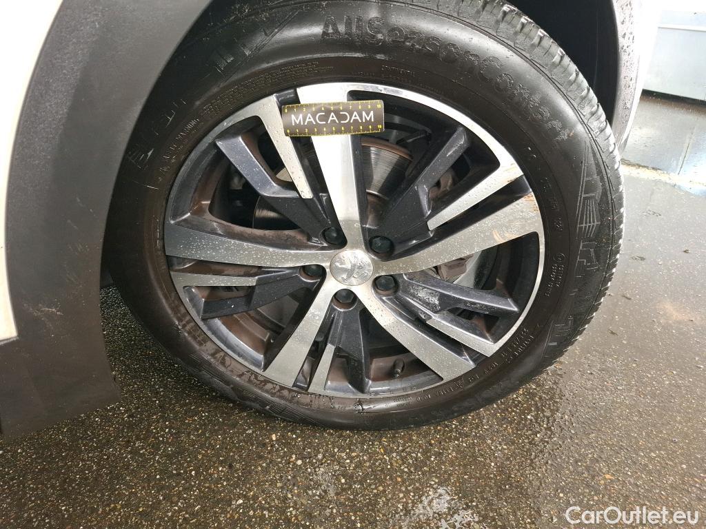  Peugeot  3008  Allure 1.2 PureTech 130CV BVM6 E6 #7