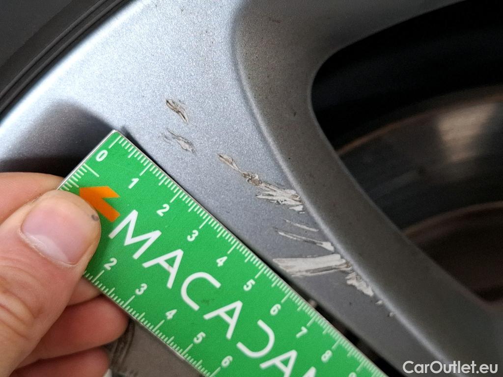  Mercedes  A-Klasse MERCEDES-BENZ Classe A Compact 5p Berline A 200 Business Line 7G-DCT #9